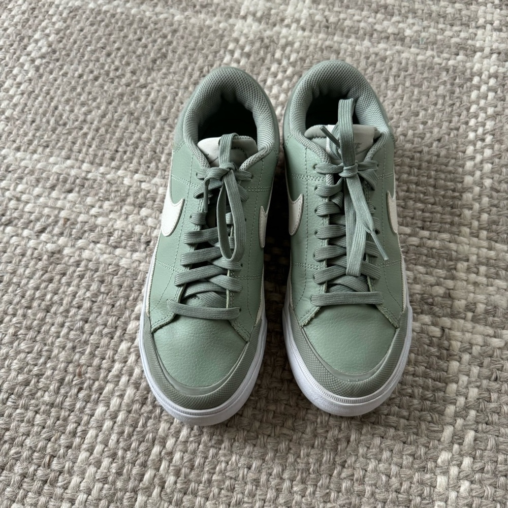 Nike Court Legacy Lift Women's Shoes - Picture 2 of 10